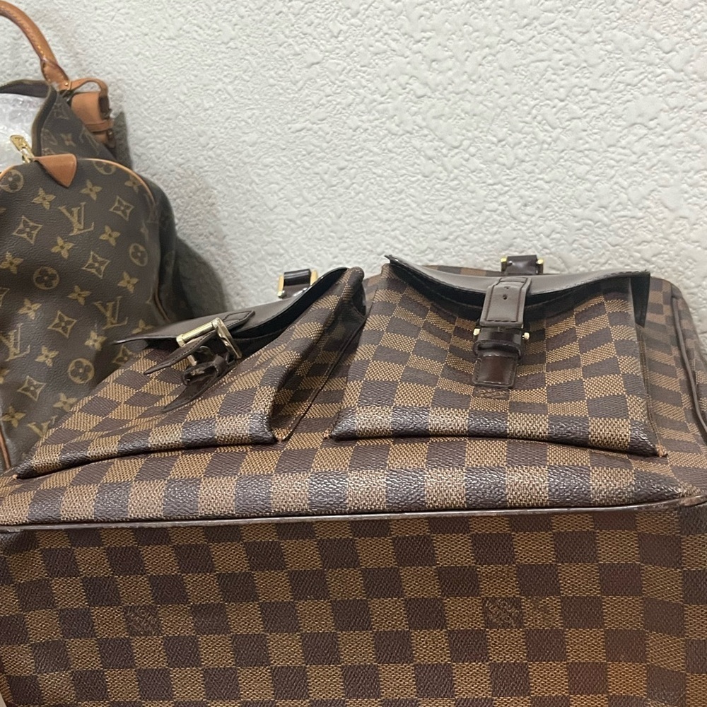 LV Uzes  in Damier Ebene Briefcase with Leather Handles - Picture 8 of 14